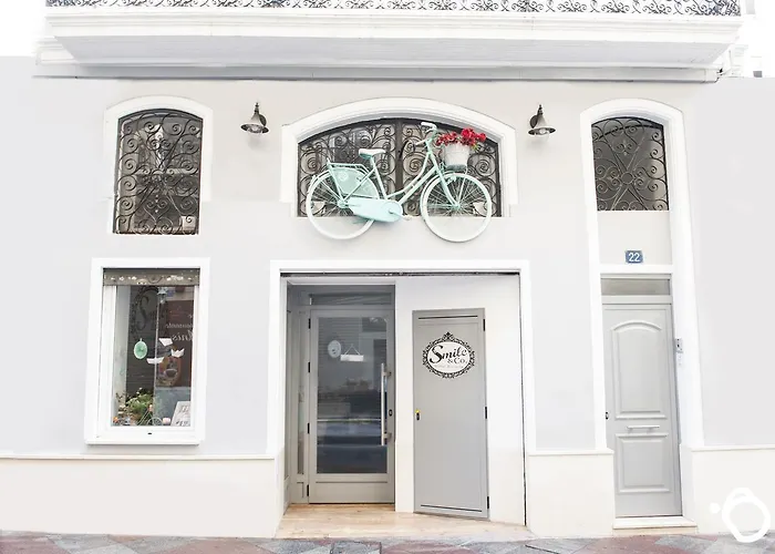 Hotel Smile & Co Hostal Boutique